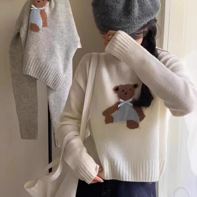Crew neck cartoon bear jacquard versatile knitted sweater autumn and winter new loose small pullover sweater women