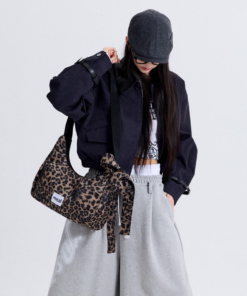 Macni Ribbon Crescent Cross Bag Leopard
