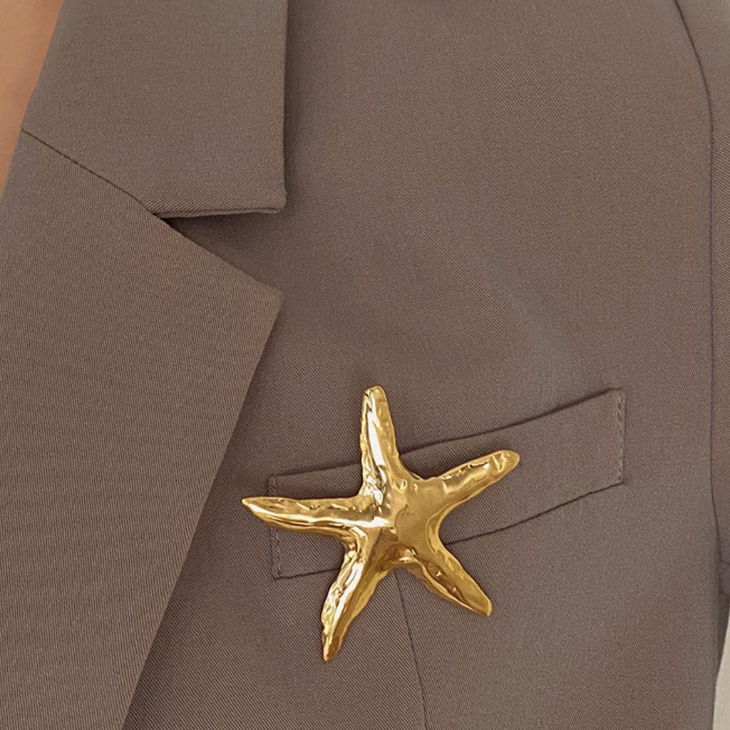 Corsage Pin Starfish Shape Brooch Unique Brooch Pin Clothing Brooch Alloy Texture for Friendship and Celebration