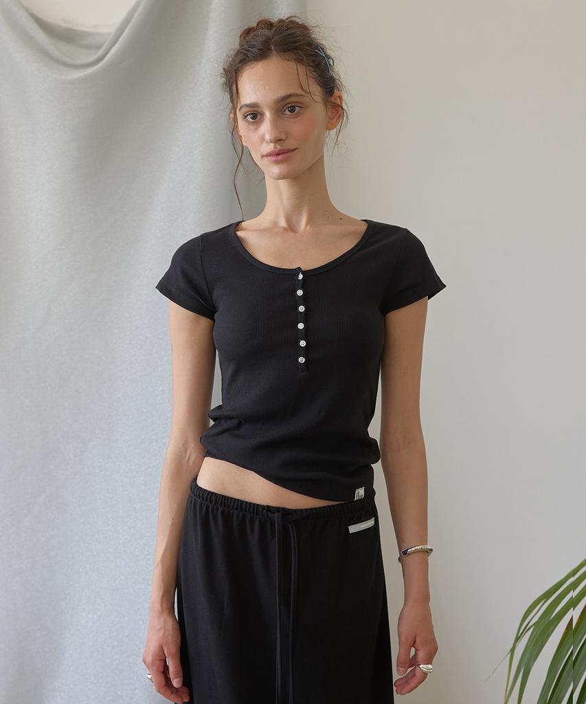 Eopaeleolakaibeu Enter Half Sleeve Button Tee - Black