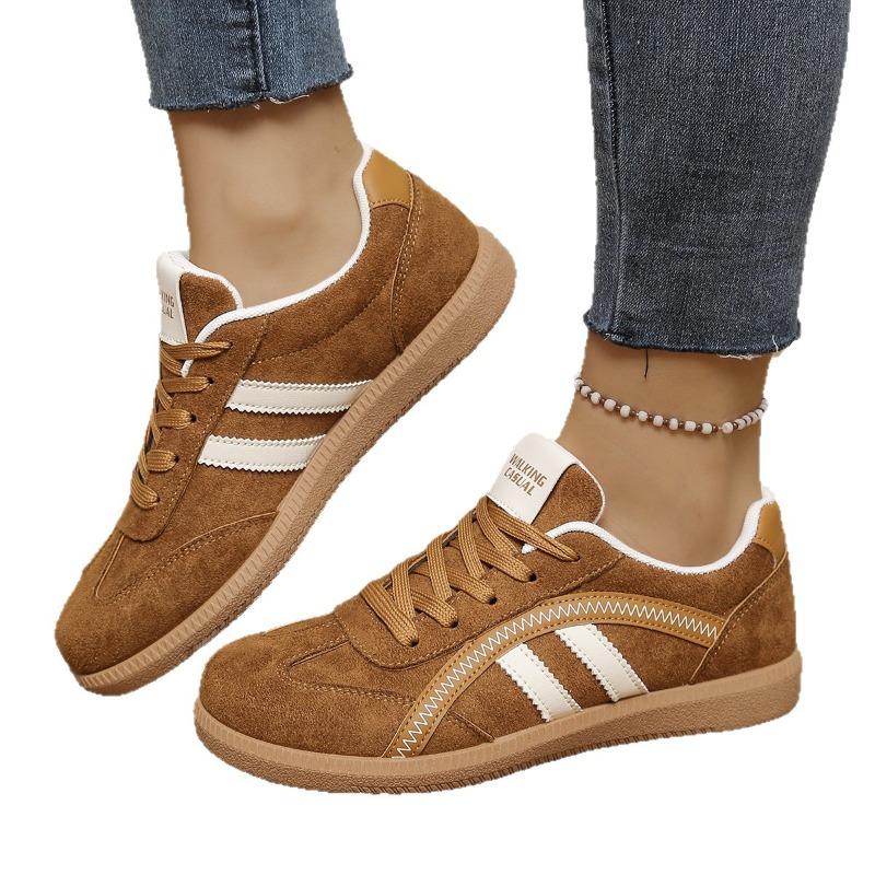 New Retro and Versatile Casual Flat Shoes for Women