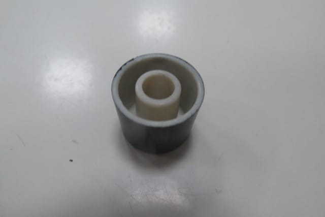 

Radio Button for Mercedes E Class W210 2000-2002 Oem A2088200386P1