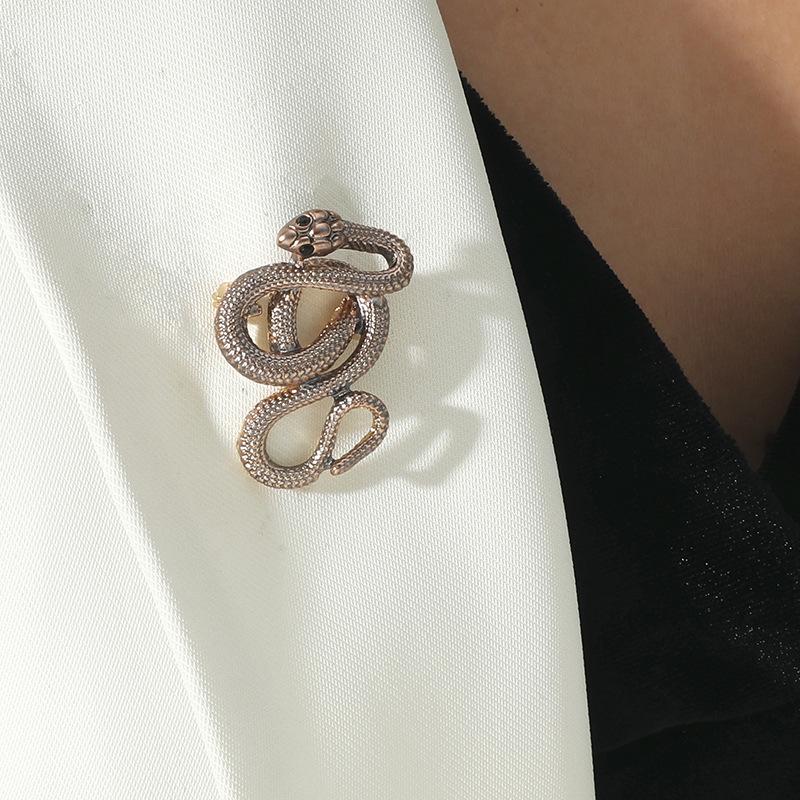 

Enamel Cobra-Shaped Rhinestone Brooch Women s Scarf Pin
