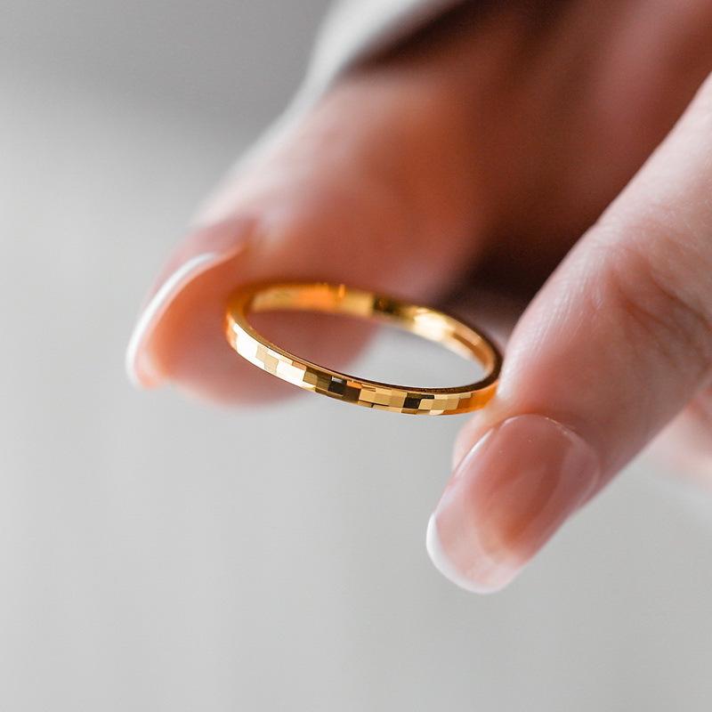 

Gold-Plated Rhombus Quilted Mirror Ring - Elegant European/American Style for Index Finger Size 6