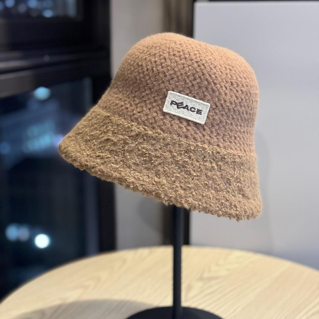 New Large-head Circumference Fisherman Hat for Women, Makes the Face Look Smaller, Plush and Thickened for Autumn and Winter, Warm and Windproof,