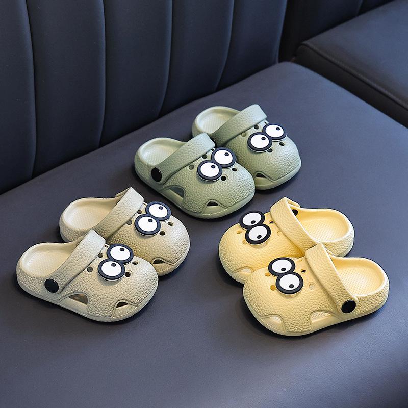 Crocs pour enfants 2026: Sandales fermées populaires, douces et antidérapantes pour garçons et filles - Idéales pour la maison et l'extérieur