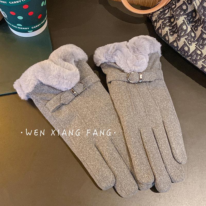 Suede Gloves Autumn and Winter Women's Cute Korean Version Plus Velvet Thickened Warm Five Finger Gloves for Students To Prevent Cold Riding Tide