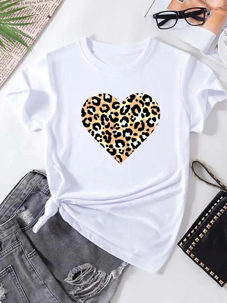 Funny Leopard Heart Print T Shirt for Women Clothing Casual Short Sleeves T-shirt Fashion Streetwear Crew Neck Female Shirts