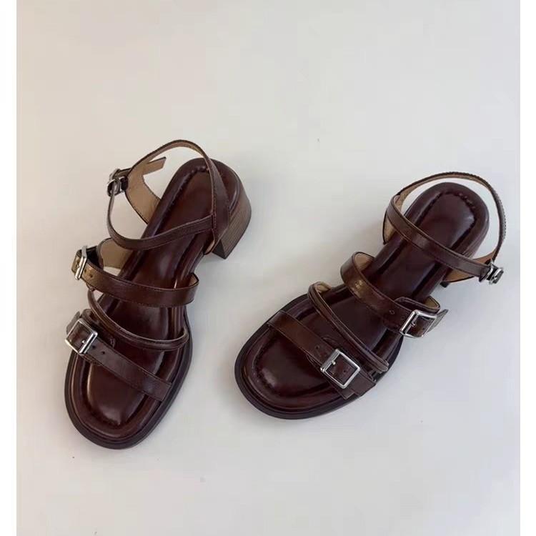 

Пряжка ремня Римские туфли 4 см наступающие на дерьмо сандалии женские 2025 весна и лето с открытым носком студенческие женские туфли толстый каблук средний каблук 40 коричневый