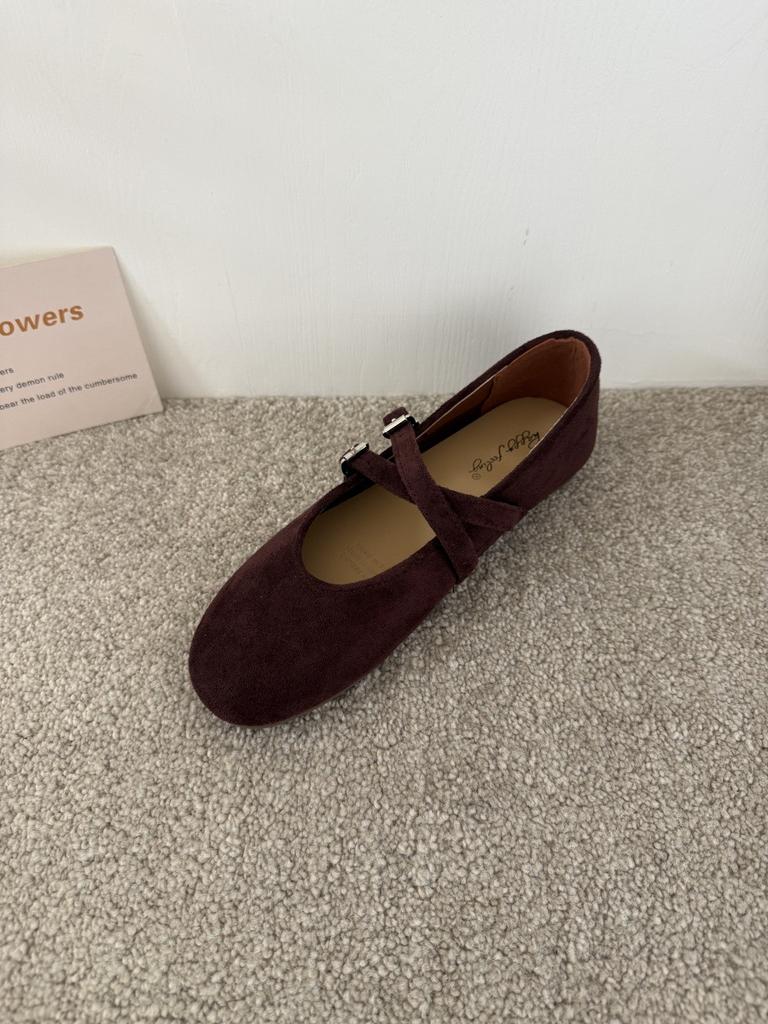 French gentle wind cross Mary Jane shoes with skirt 2025 red single shoes temperament light mouth soft sole grandma shoes