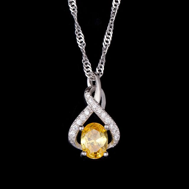 High-end Olive Green Heart Pendant Necklace Female Luxury Clavicle Chain 925 Silver Necklace Lady Temperament Delicate Gift