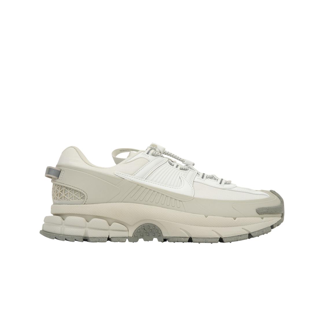 Nike Zoom Vomero Roam Summit White Unisex Sneaker Light-Bone Light-Iron-Ore HV5951-100 40