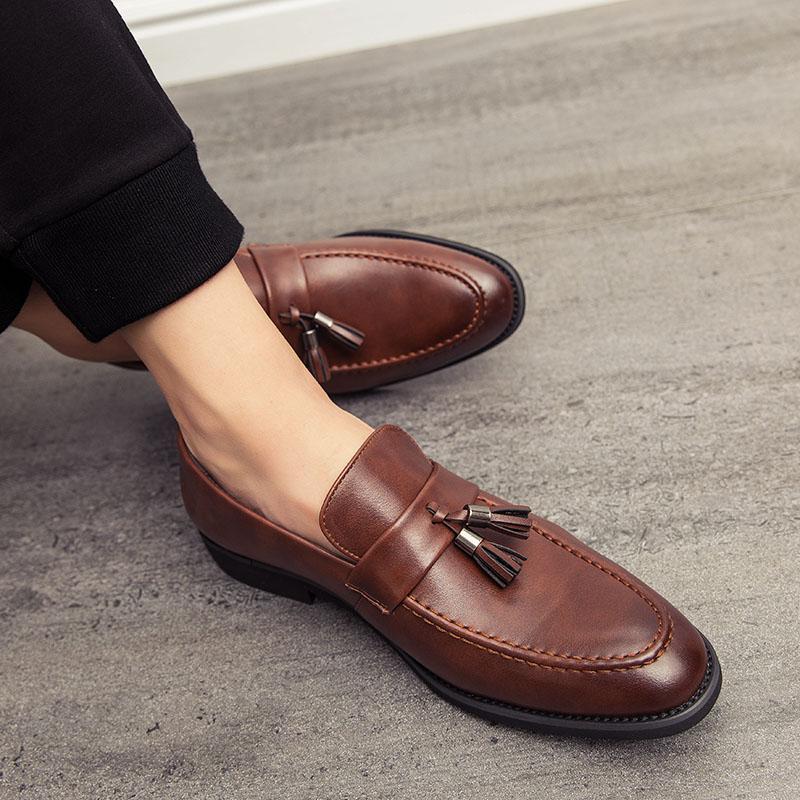 Men Casual Shoes Breathable Designer Shoes Leather Loafers Business Office Shoes For Men Driving Moccasins Comfortable Tassel