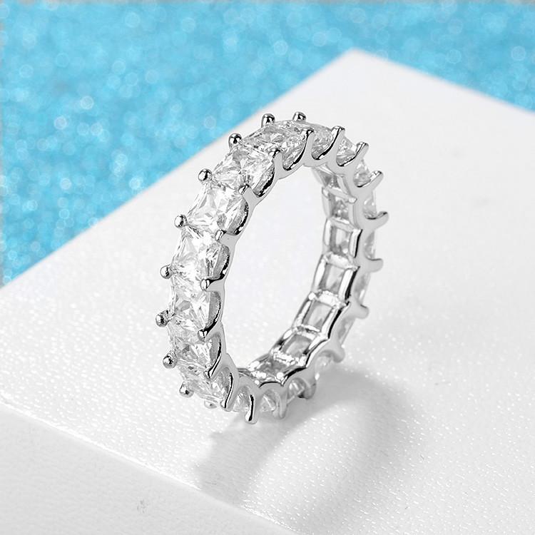 Luxury Zircon Crystal Ring for Women, Simple European Style, Elegant Fashion Jewelry Gift