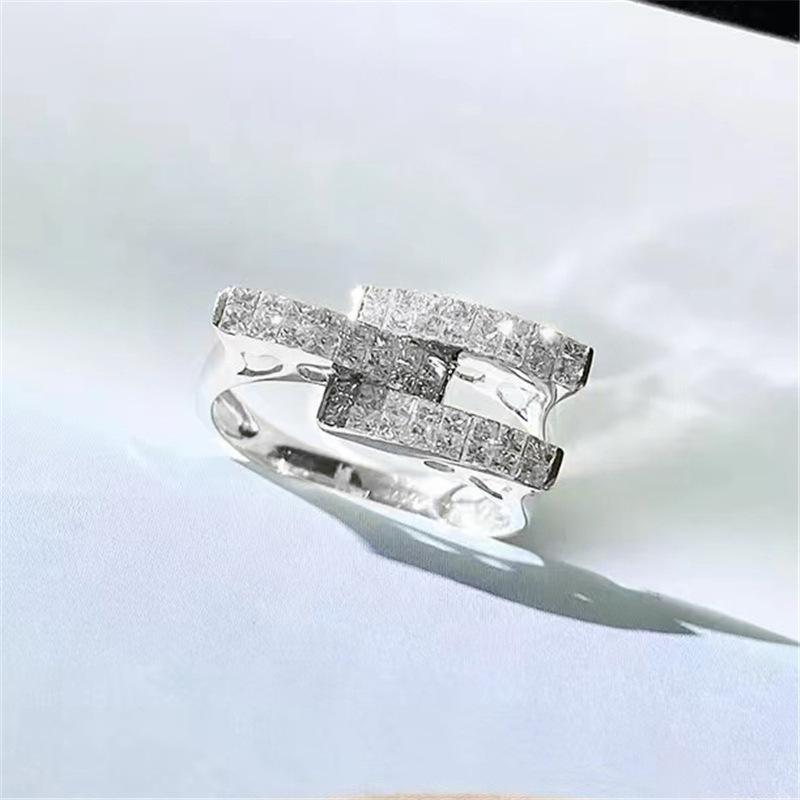 18K White Gold Diamond Ring: Open Design, Light Luxury, Versatile Style, Ideal for Index Finger. Adjustable Open