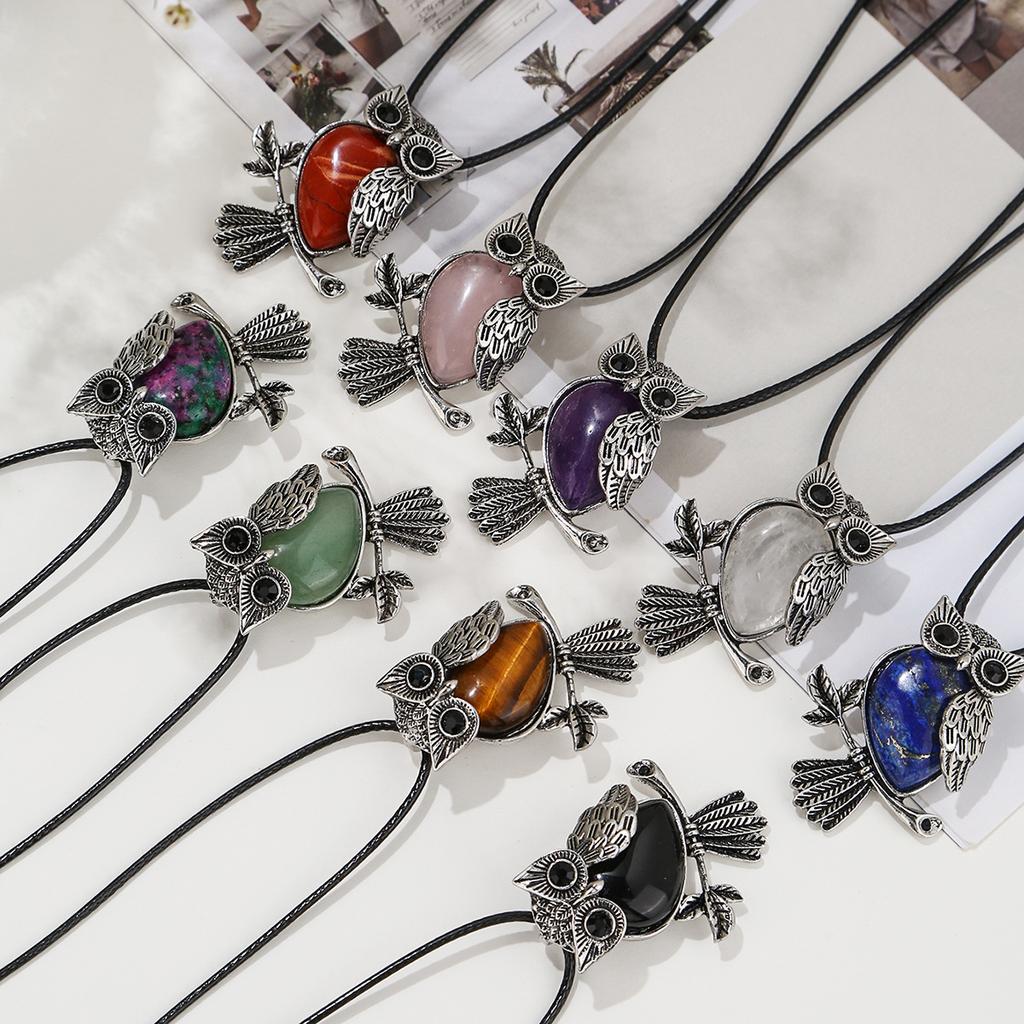 Ciondolo in cristallo naturale, collana gufo intarsiata con ametista, gioielli, Regalo di Natale, Regalo di San Valentino, Regalo per fidanzata, Regalo di compleanno