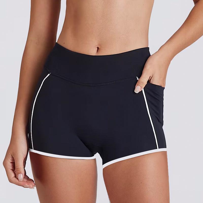 Q1R Two-Piece Color Block Fitness Shorts & V-Neck Halter Sports Bra Yoga Set - Quick-Drying & Breathable