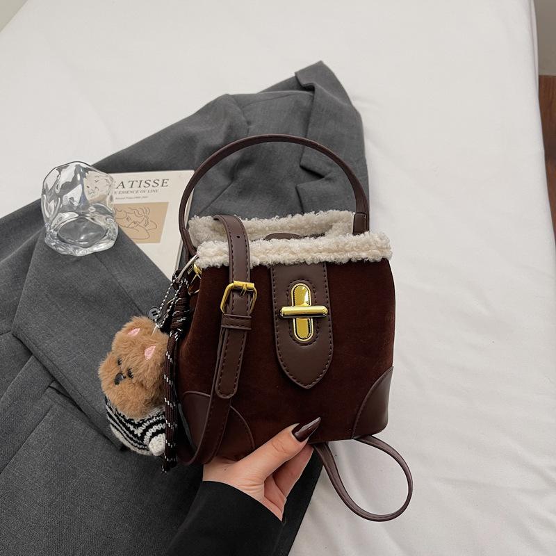 Commuting Handbag for Work, Lady's Handbag, Exquisite Bucket Bag, Casual Retro Bag