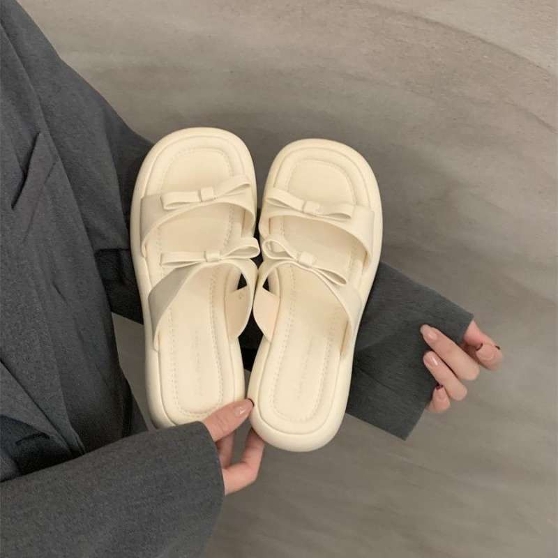 Silver Small Cool Slippers Wearing Fairy Shoes In the Summer of 2025 New Thick Heel Bow French Temperament Sandals