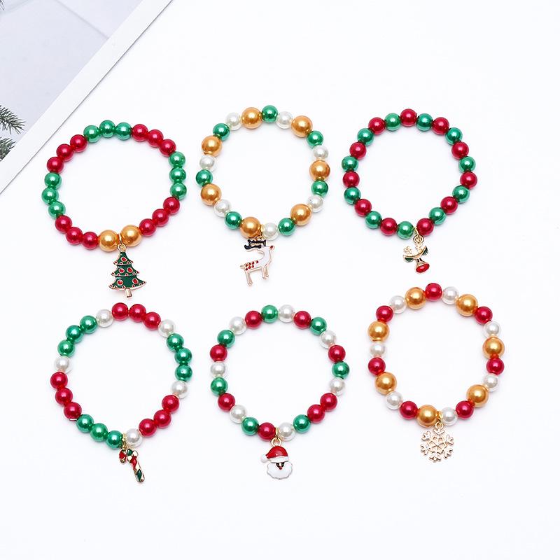 

Simple Pearl Charm Bracelet for Women and Best Friends - Ideal Christmas Gift Plastic/Resin