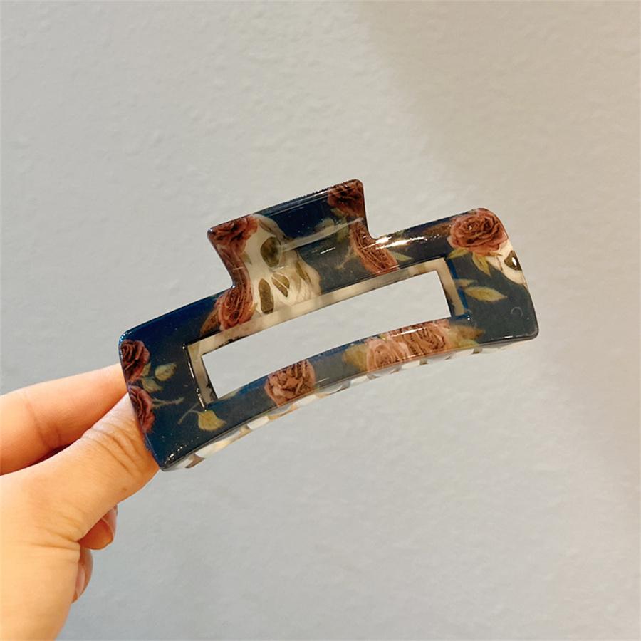 New Korean fashion Retro Hair Claws Clamp Hollow Geometric Square flower Pattern Ponytail Hair Grabbing Clips for Women