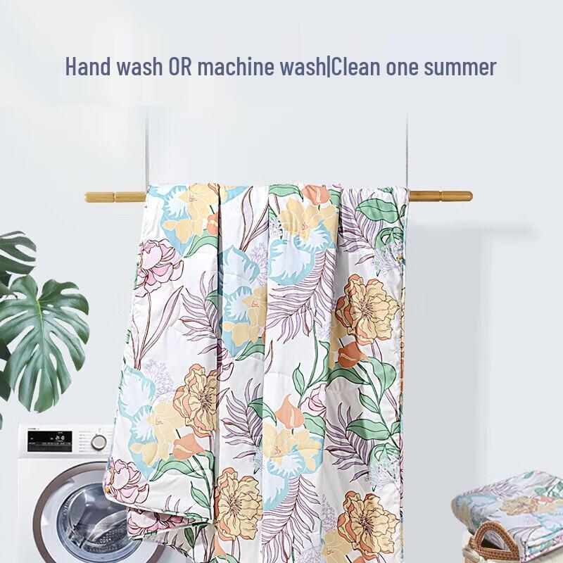 Fuanna Washable Antibacterial Seven-Hole Summer Quilt