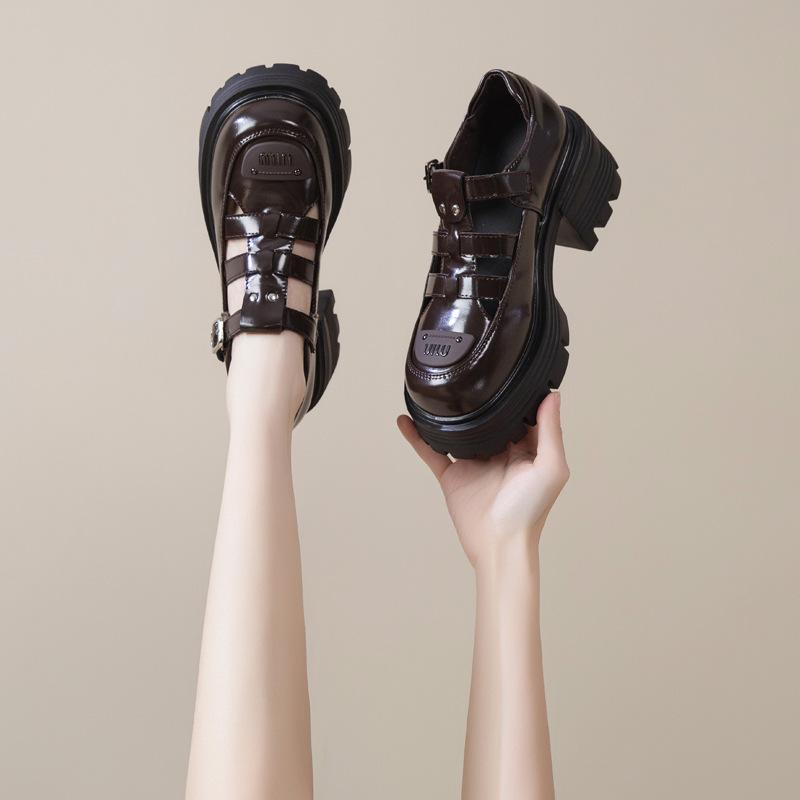 

Баотоу римские сандалии женские 2025 лето новая кожа толстая подошва высокий каблук маленькие кожаные туфли толстый каблук с вырезами туфли-корзинки из свиной кожи 39 коричневый