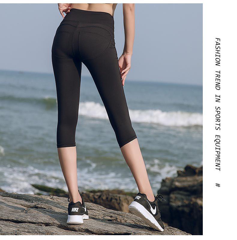 Übergröße Damen Schlankmachende Schnelltrocknende Yogahose - Dehnbar, Atmungsaktiv, Gekürzte Sommer-Sportleggings