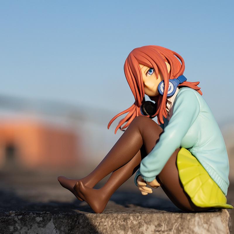 Nakano Miku Flower Bride Anime Desk Figure - Simple Version