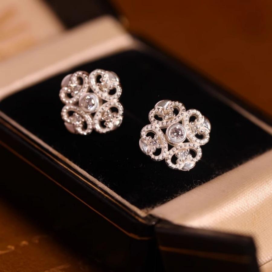 Niche design micro-inlaid zircon lace stud earrings exquisite simple versatile earrings earrings