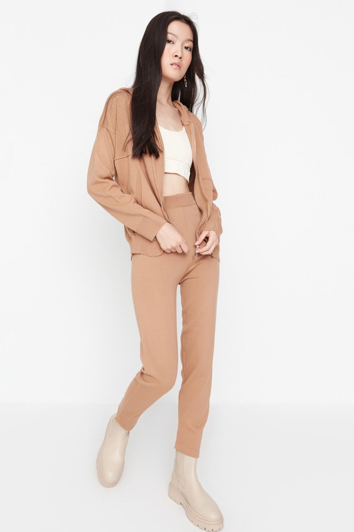 

Комплект из двух предметов - Коричневый - Стандартный крой