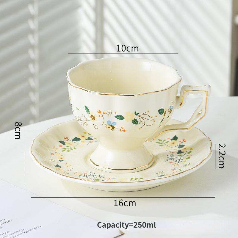 Taza y plato de café de cerámica de flores pequeñas vintage de Phnom Penh francés para té de la tarde