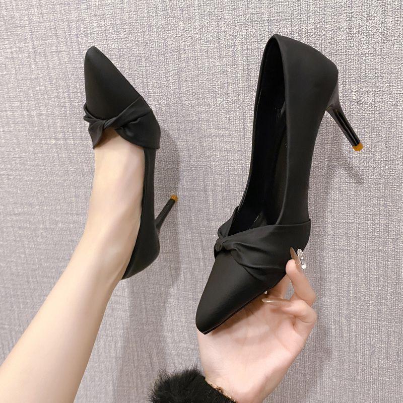 Temperament lady fried street comfortable high heels 2024 Internet celebrity new small show high fairy style high value single shoes