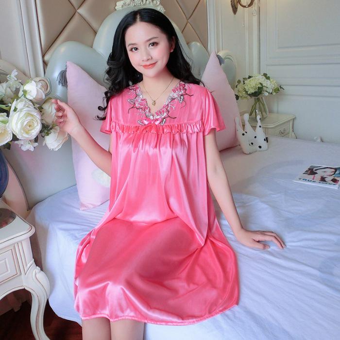 Plus Size Faux Silk Lace Nightgown: Women's Short Sleeve, Wide Hem, Loose Summer Pajamas