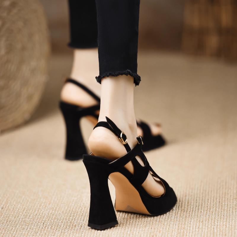 2025Women Cross Strap  Summer New Black Hook Heels Party Shoes  Fashion Buckle Strap Platform Sandals
