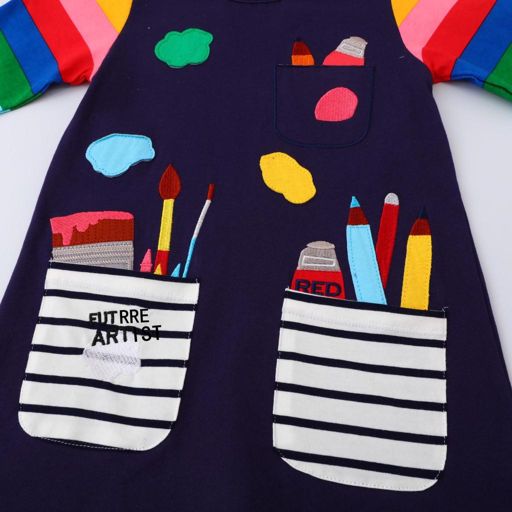 Kurzärmliges A-Linien-Kleid aus Baumwolle für Mädchen mit bestickter Tasche