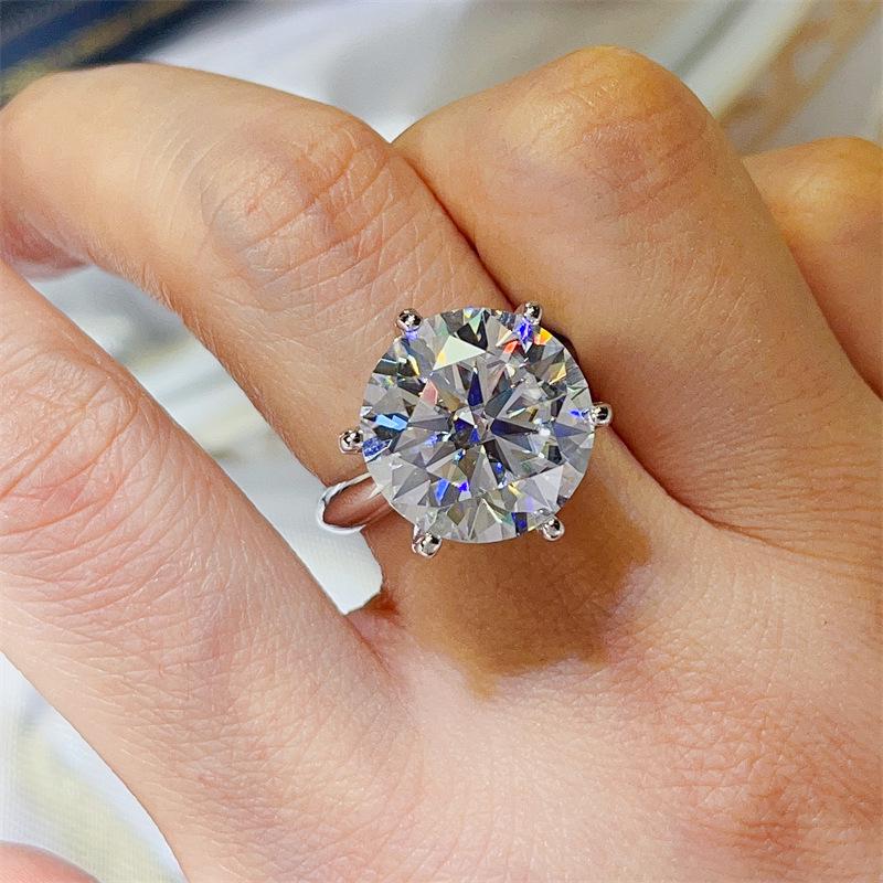 Six-Claw 10 Carat Colored Moissanite Diamond Ring with Certificate - Passes Diamond Tester Size 7 (US 6)