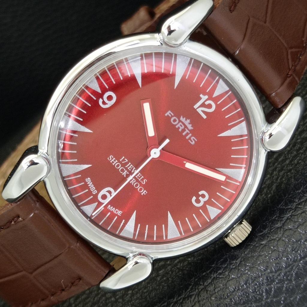 

VINTAGE HAND-WINDING SWISS MENS REFURBISHED RED COLOR DIAL WATCH a700855-5 R205a-a700855