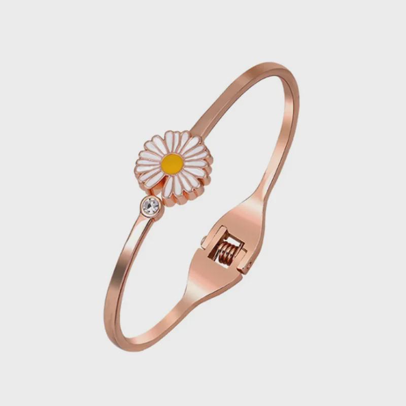 

New Rose Gold Adjustable Daisy Bracelet for Women