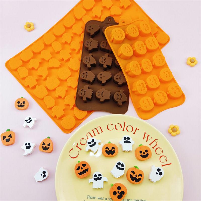 Silicone mold for Christmas candy chocolate mold high temperature resistant freeze-drying dog food biscuit wax block mold