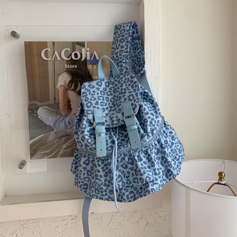 

New Korean version retro polka dot ballet skirt girls casual commuting out sweet foreign niche backpack