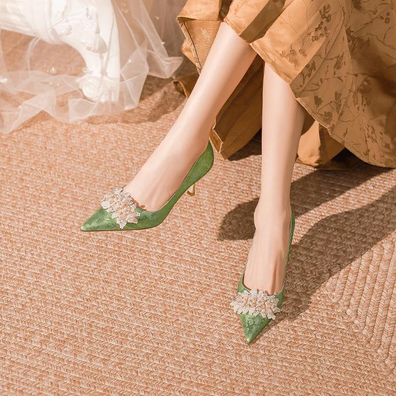Fashion Shiny Crystal Buckle Luxury Wedding Shoes Women 2024 New Slip On High Heels Pumps Woman Pointed Toe Thin Heeled Party Shoes