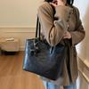 Fashion Tote Bag Women's New Commuter Large-capacity Shoulder Bag Casual Armpit Bag