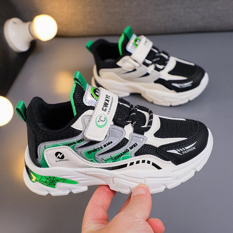 

Кроссовки для девочек весна и осень 2025 новая модная липучка мягкая подошва универсальные кроссовки для бега детские кроссовки папины туфли тренд 26-30 yards FCL shot 50 pairs чёрный