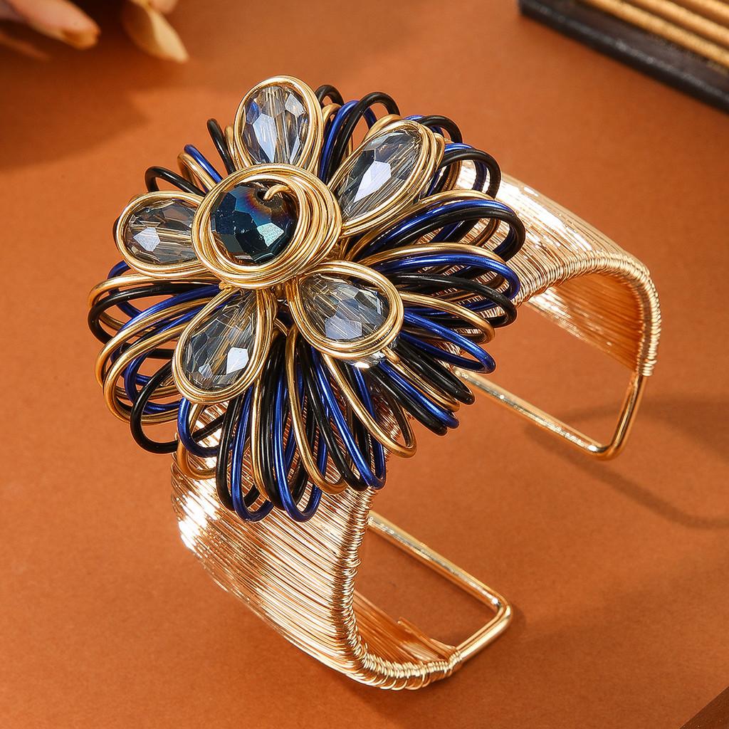 Fashion Flower Bracelet Handcrafted Metal Electroplated Jewelry For Women Summer 2025 Blue
