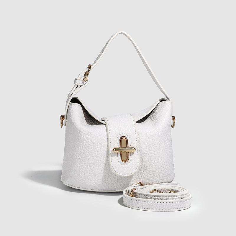 Single Shoulder Handbag Casual High Fashion Handbag Women'S Niche Commuter Underarm Bag Versatile