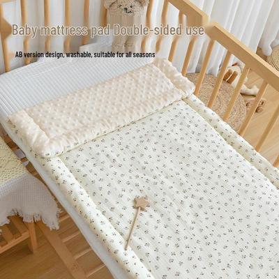 Newborn Pure Cotton Crib Mattress and Quilt Set