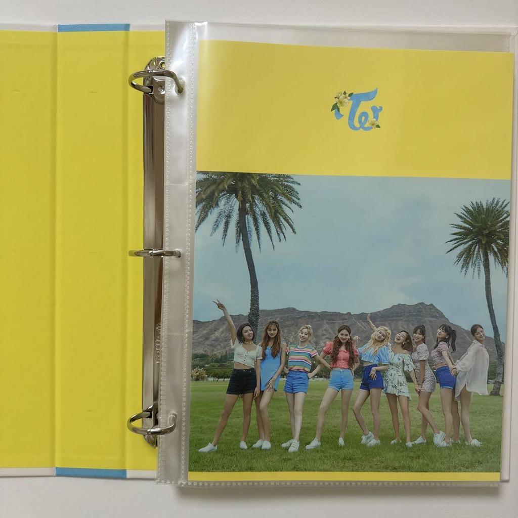 [USED] TWICE twaii's shop binder
