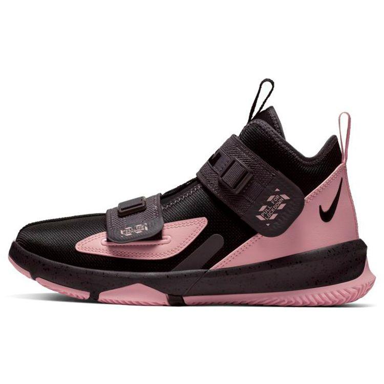 

Детские кроссовки Nike LeBron Soldier 13 GS черные отбеленные коралловые AR7585-005