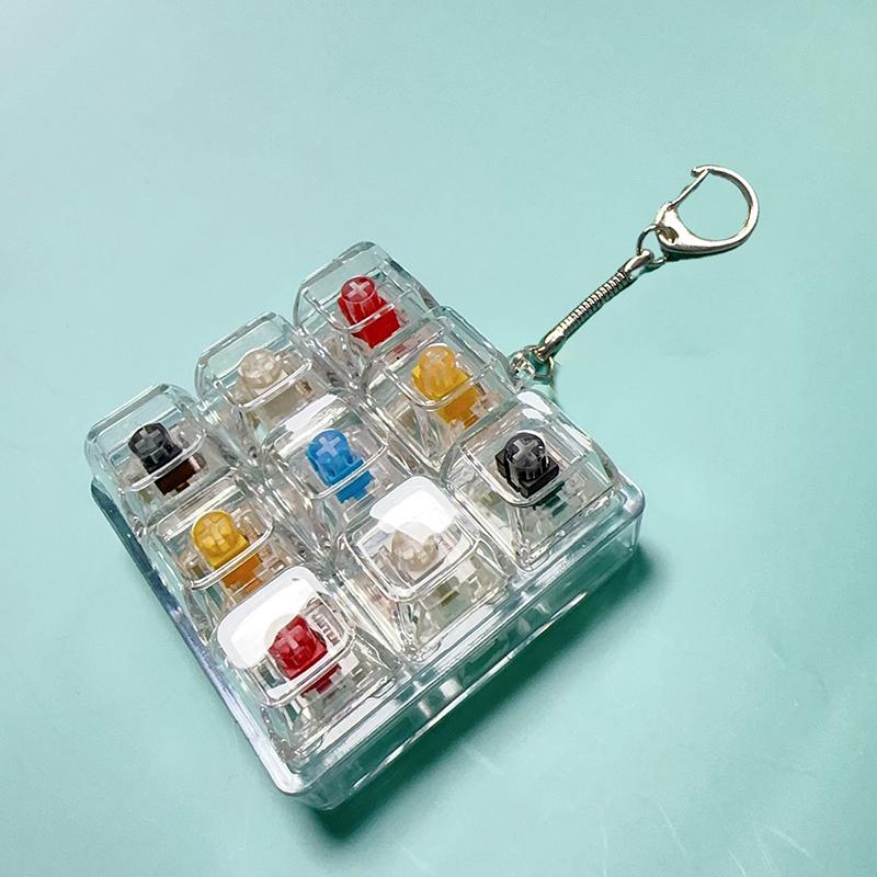 9 Keys Keyboard Keycaps Keychain Fidget Toy Anti-Anxiety Point Keycaps Party Stress Relief DIY Keycaps Toy Keyboard Caps
